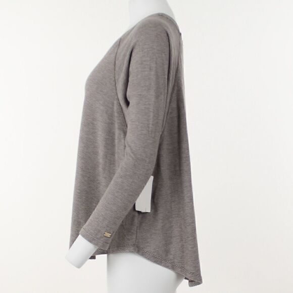 Tommy Hilfiger Long Sleeve Sweater - Picture 3 of 5